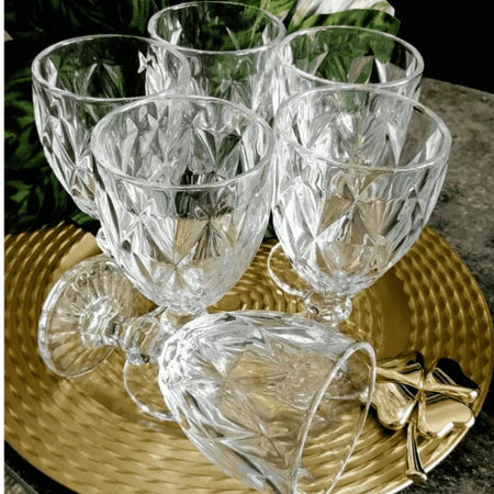 Jogo com 6 taças em vidro trabalhado – modelo diamante 330ml